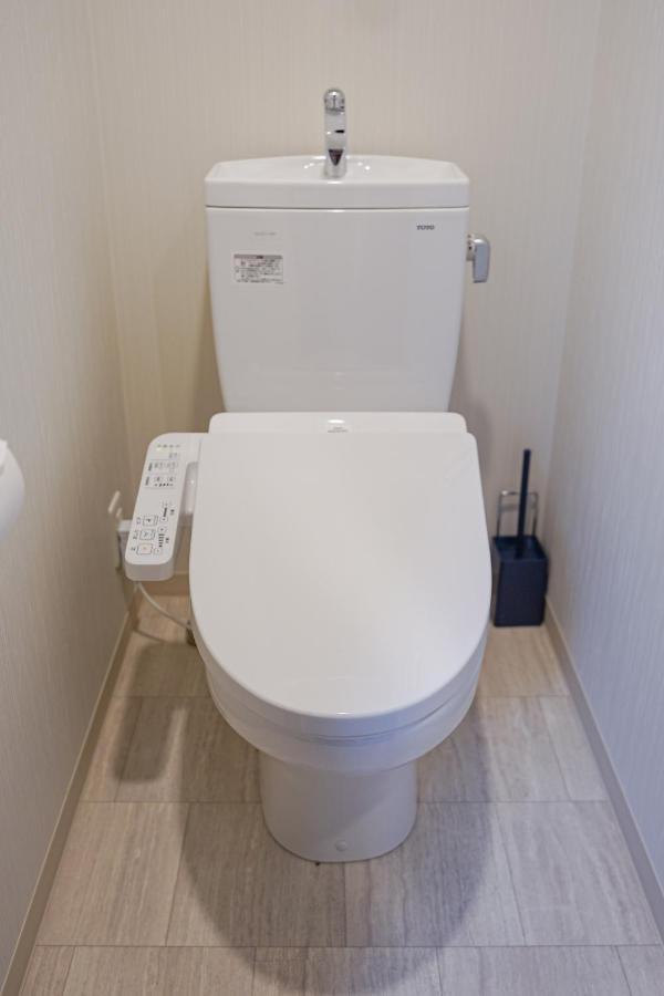Apartment Hotel 11 Namba-Minami Ebisucho-Eki Mae Osaka Eksteriør billede